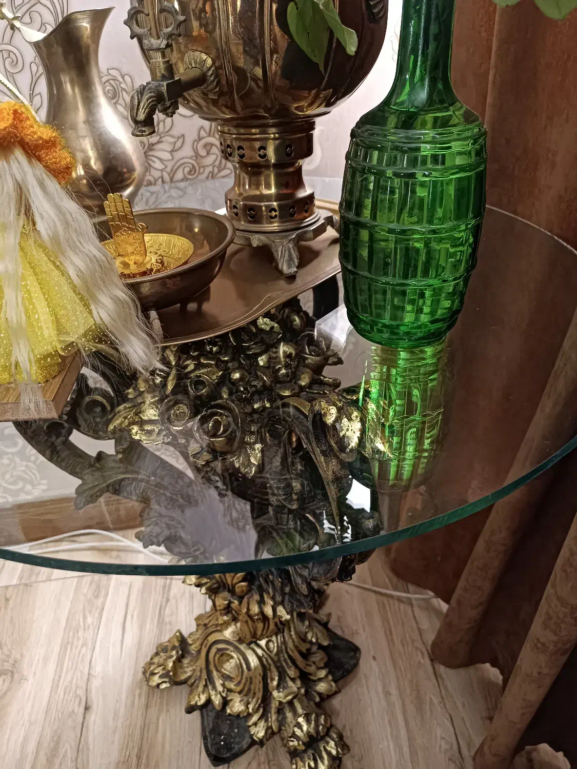 میز|میز و صندلی غذاخوری|سمنان, |دیوار