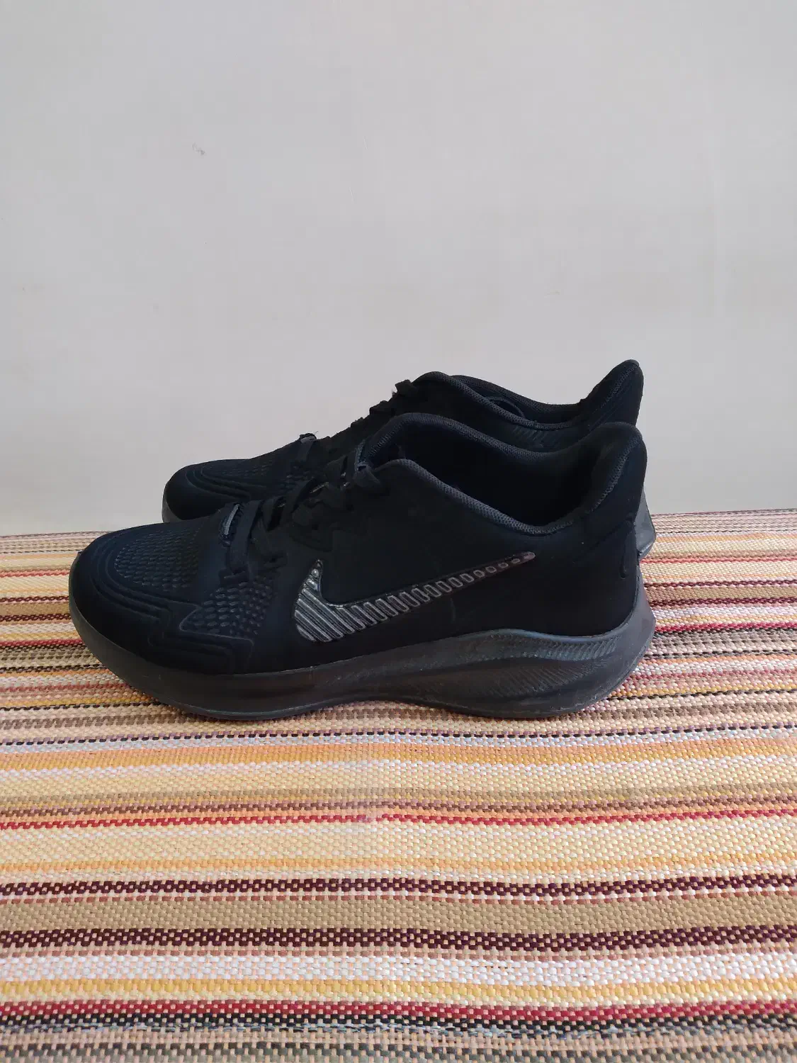 کفش و چادر|لباس|الیگودرز, |دیوار