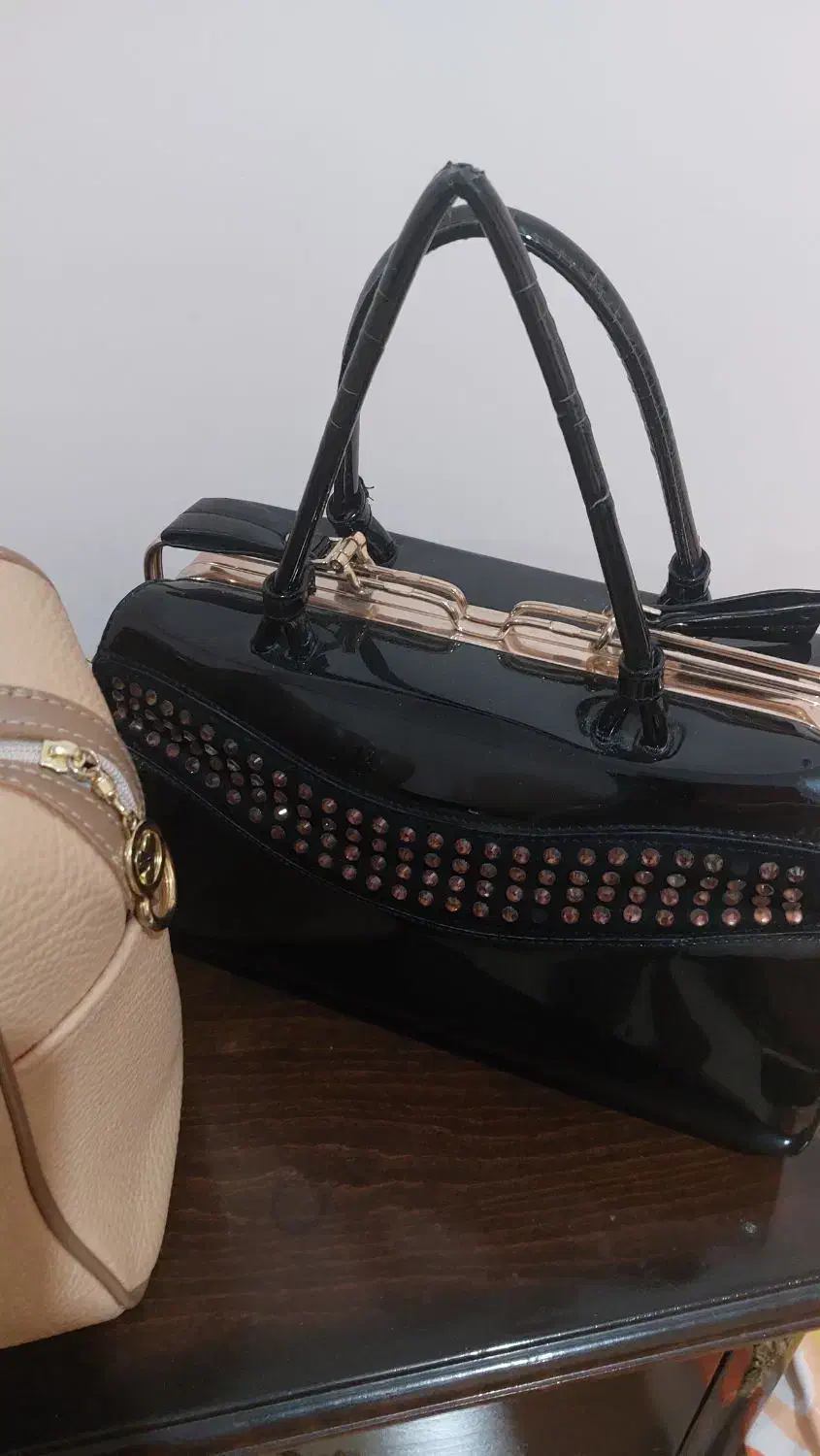 کیف مجلسی|کیف، کفش، کمربند|زنجان, |دیوار