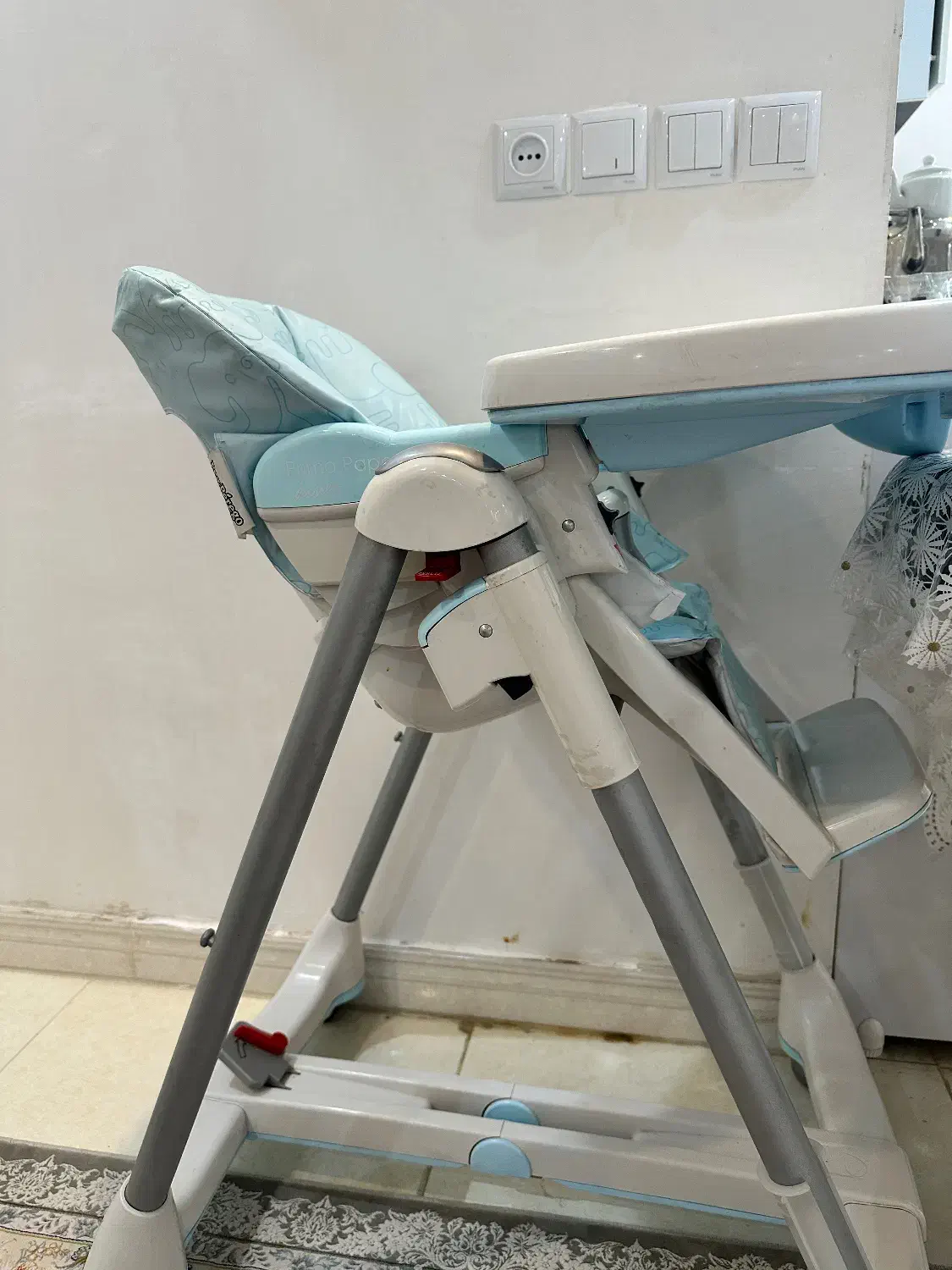 صندلی غذا کودک|تخت و صندلی بچه|ورامین, ورامین|دیوار