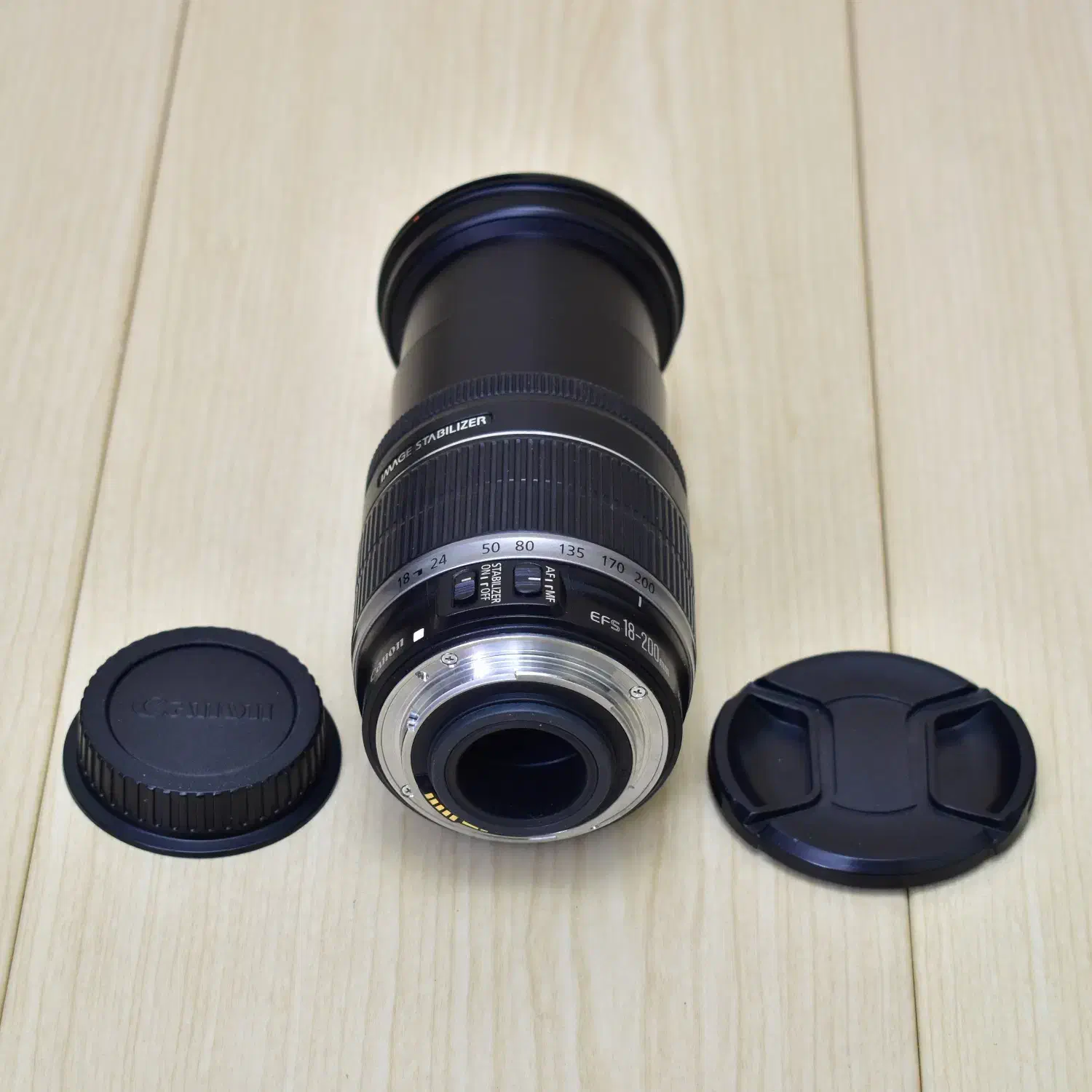 لنز کانن مدل Canon EF-S 18-200mm f 3.5 IS|دوربین عکاسی و فیلم‌برداری|تهران, شیخ هادی|دیوار