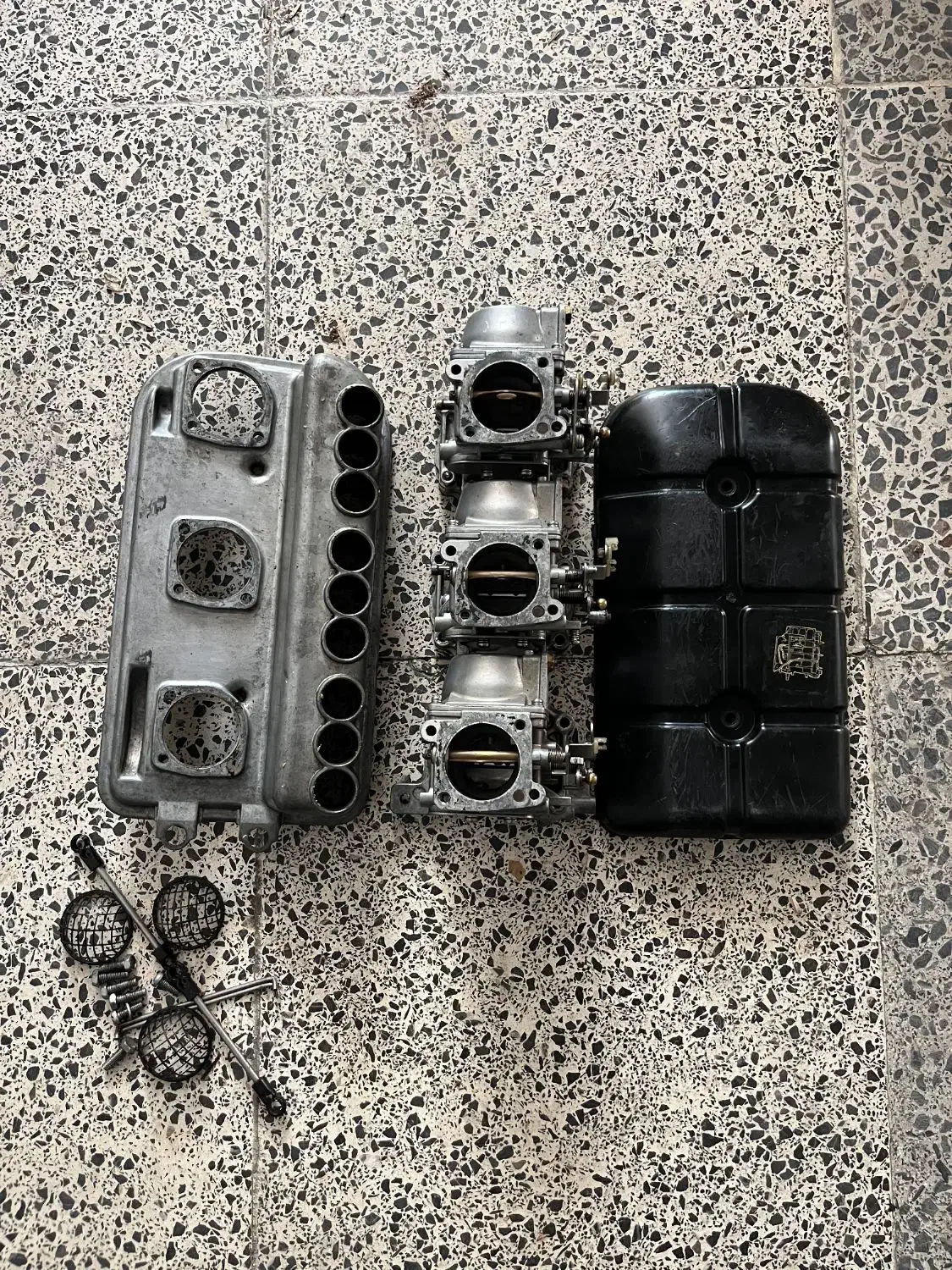 دست کامل کاربرات فابریک ژاپن موتور ۸۵|قایق و سایر وسایل نقلیه|بندر انزلی, قلم گوده|دیوار