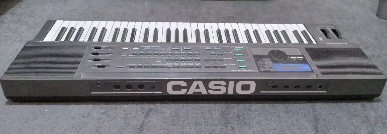 کیبورد Casio HT3000|پیانو، کیبورد، آکاردئون|شیراز, فضل‌آباد|دیوار