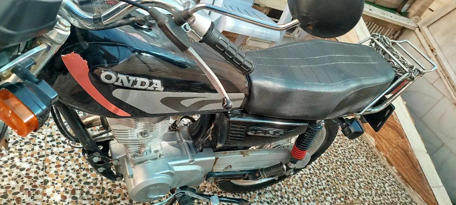 125مدل95|موتورسیکلت|برخوار, |دیوار