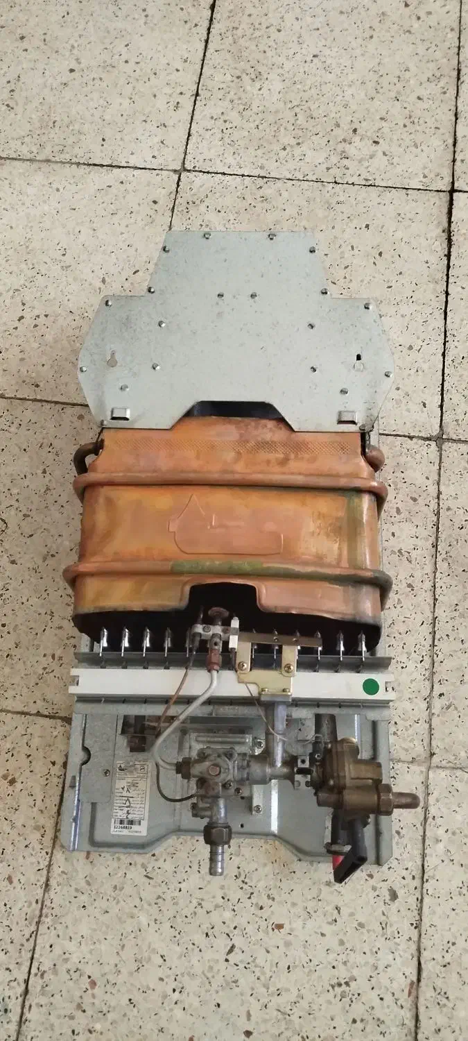 آبگرمکن دیواری بوتان 3115سالم|آبگرمکن، پکیج، شوفاژ|کرمانشاه, |دیوار