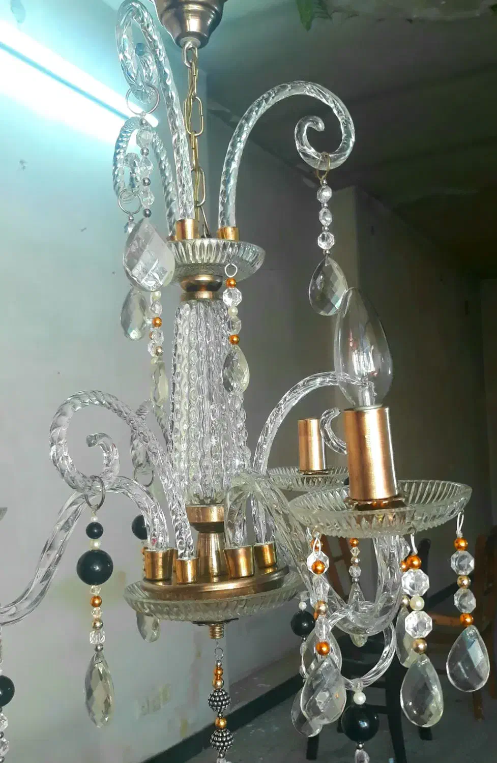 لوستر کریستالی|لوستر و چراغ آویز|نجف‌آباد, ویلاشهر|دیوار