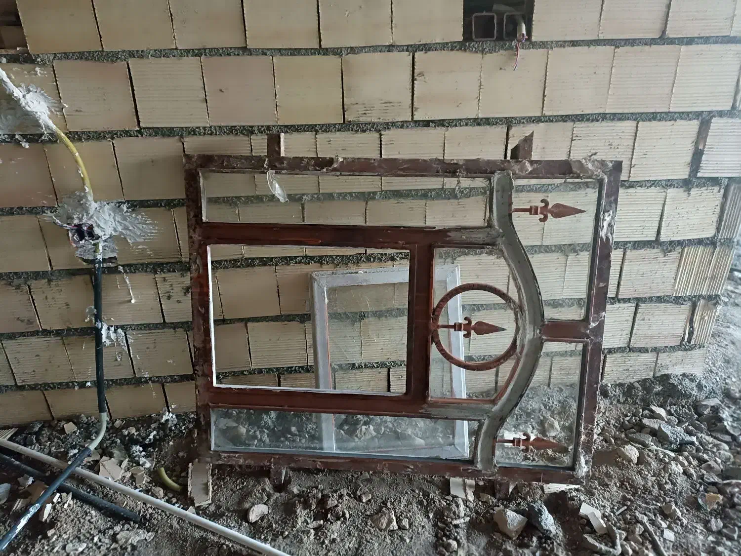 پنجره|مصالح و تجهیزات ساختمان|نورآباد, |دیوار