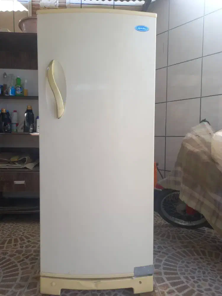 یخچال مارک هیتاچی در حد نو قیمت مناسب|یخچال و فریزر|لامرد, |دیوار