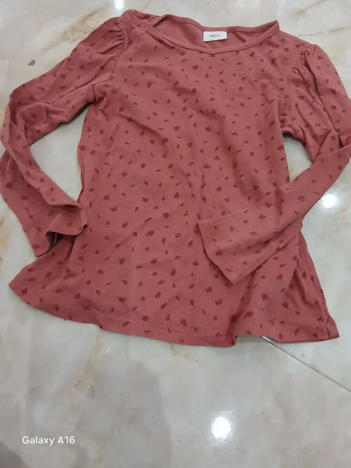 لباس بچگانه|کفش و لباس بچه|رشت, استقامت ۱|دیوار