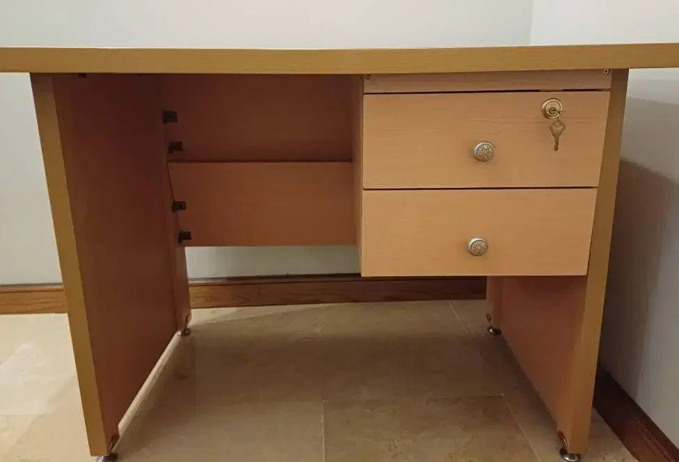 میز تحریر|میز تحریر و کامپیوتر|تهران, پرستار|دیوار