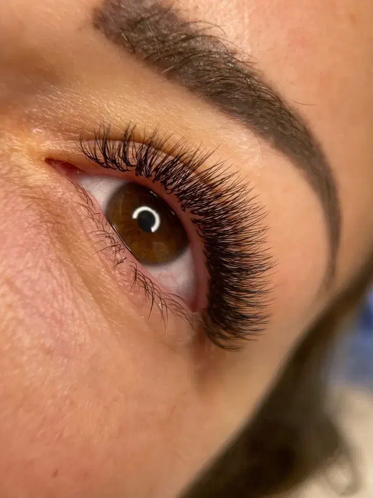 تخفیف یلدایی خدمات و آموزش اکستنشن مژه|خدمات آرایشگری و زیبایی|شیراز, فضلآباد|دیوار