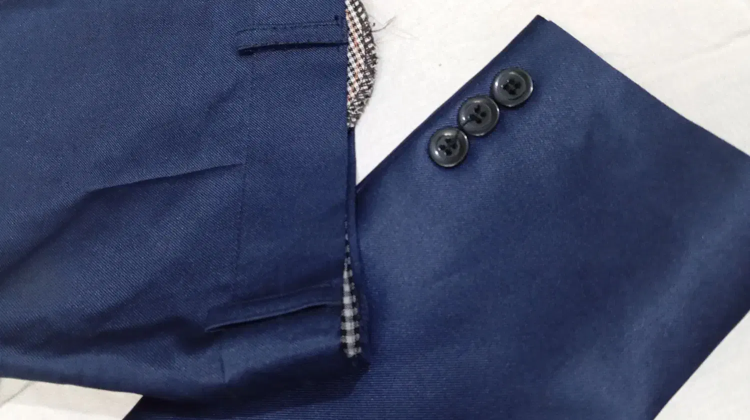 لباس.کت.شلوار|لباس|زابل, |دیوار