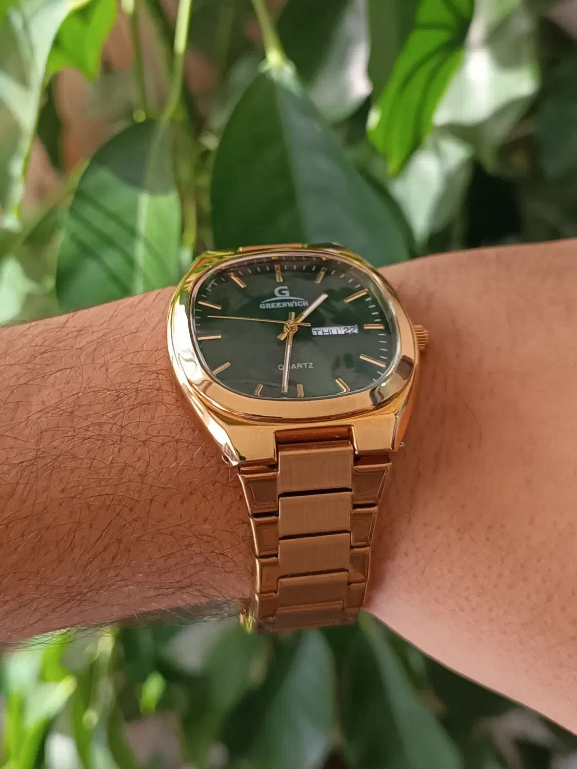 ساعت گرنویچ کوارتز|ساعت|مشگین شهر, |دیوار