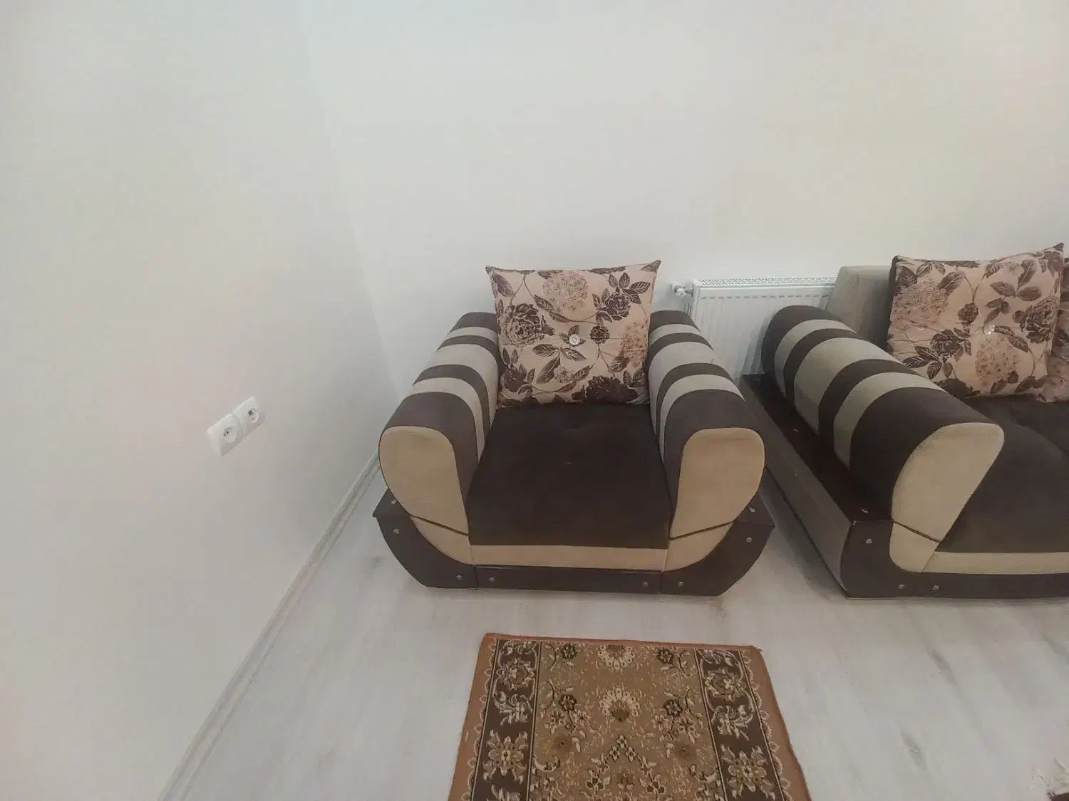 مبل داحتی|مبلمان خانگی و میز عسلی|سلماس, |دیوار