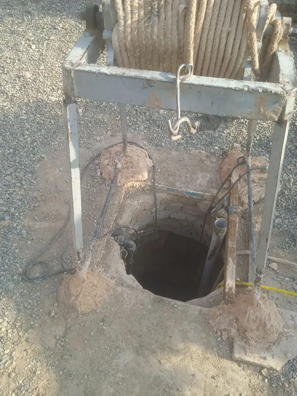 مقنی چاه آب|خدمات پیشه و مهارت|سبزوار, صالح آباد|دیوار