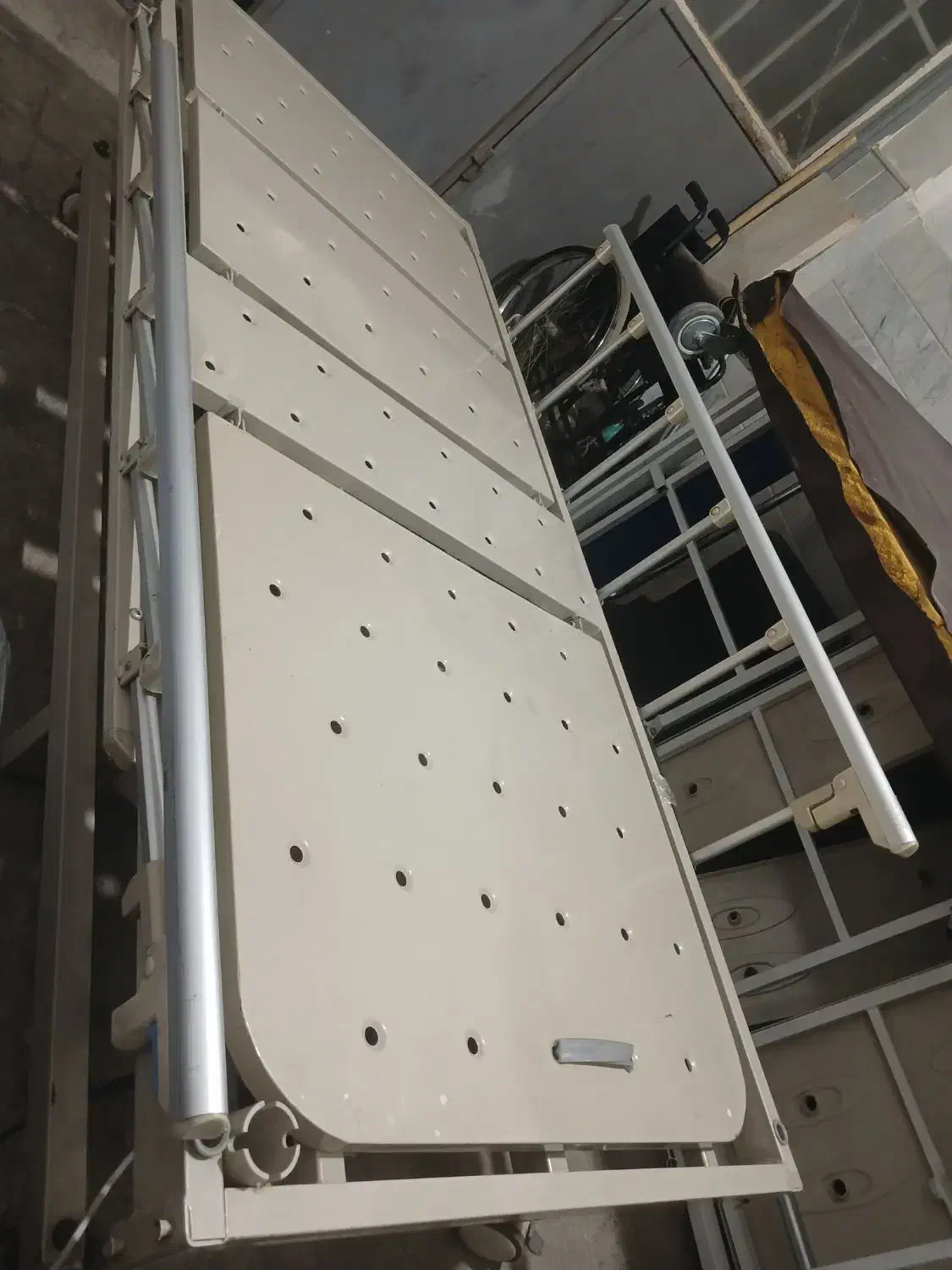 تخت برقی بیمار|آرایشی، بهداشتی، درمانی|قم, نیروگاه|دیوار