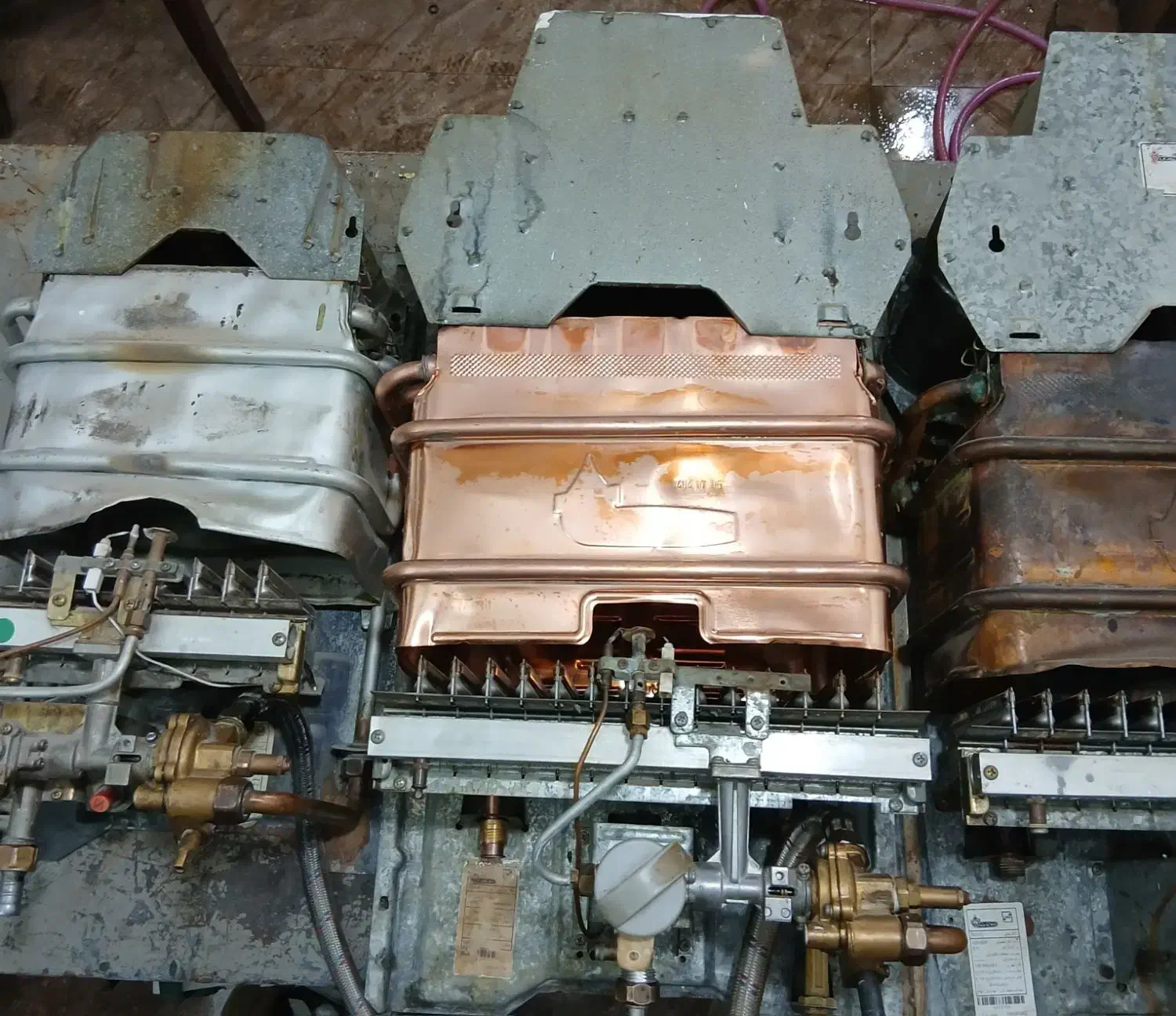 تعمیر و سرویس آبگرمکن بخاری لوله کشی جوشکاری|خدمات پیشه و مهارت|گلستان (تهران), |دیوار