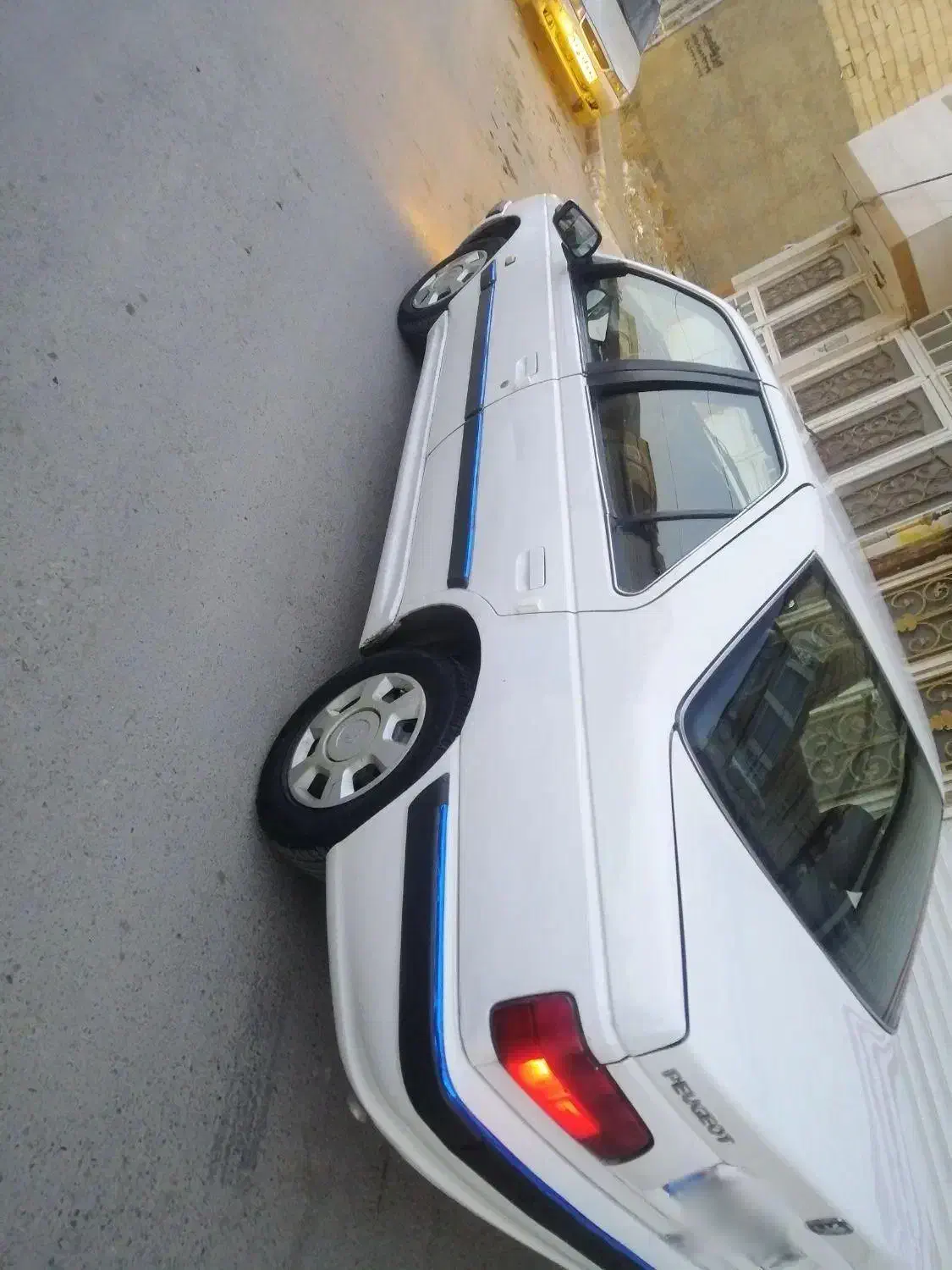 پژو پارس دنده اتومات کارخانه TU5 مدل 1389|خودرو سواری و وانت|گلبهار, شهر جدید گلبهار|دیوار