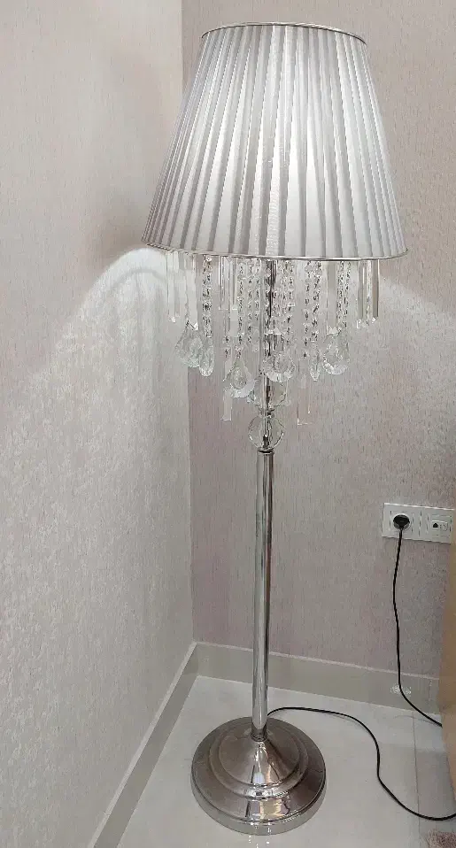 آباژور|چراغ خواب و آباژور|رشت, حمیدیان|دیوار