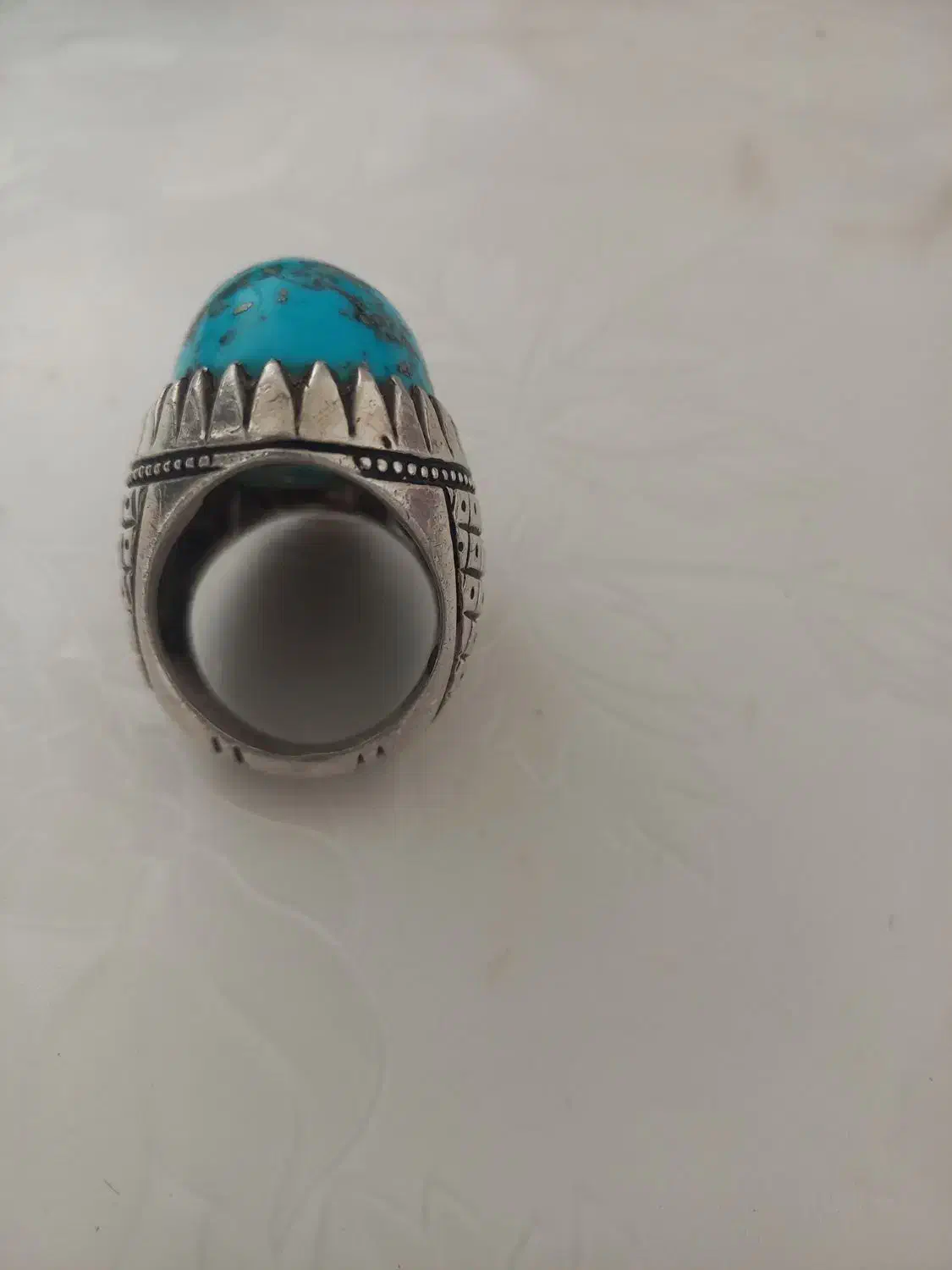 انگشترفیروزه|کلکسیون اشیاء عتیقه|آستانه اشرفیه, |دیوار