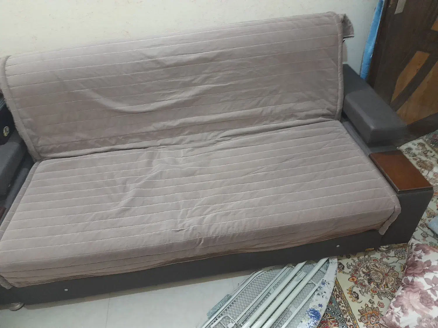 تخت مبل شو|مبلمان خانگی و میز عسلی|اصفهان, رحیم‌آباد|دیوار