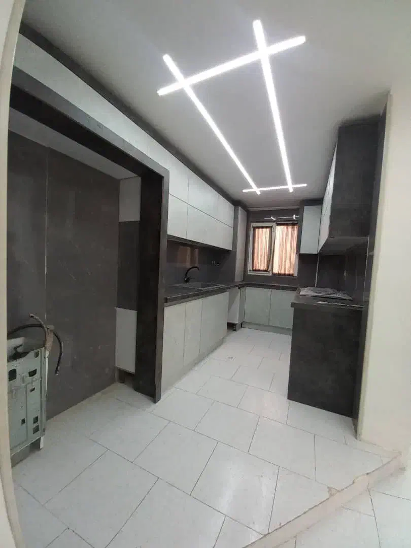 اپارتمان۸۲متری/خوش نقشه/فاز۷/شهرجدیدهشتگرد|فروش آپارتمان|هشتگرد, شهرک صبا سوله|دیوار