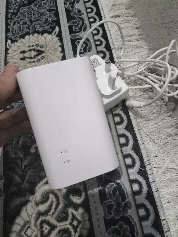 مودم 4g هواوی دارای پورت voip|مودم و تجهیزات شبکه|اهواز, رسالت|دیوار