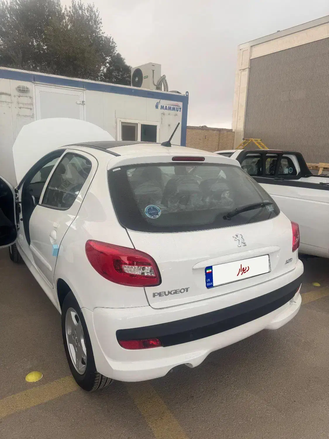 پژو ۲۰۷|خودرو سواری و وانت|رفسنجان, |دیوار