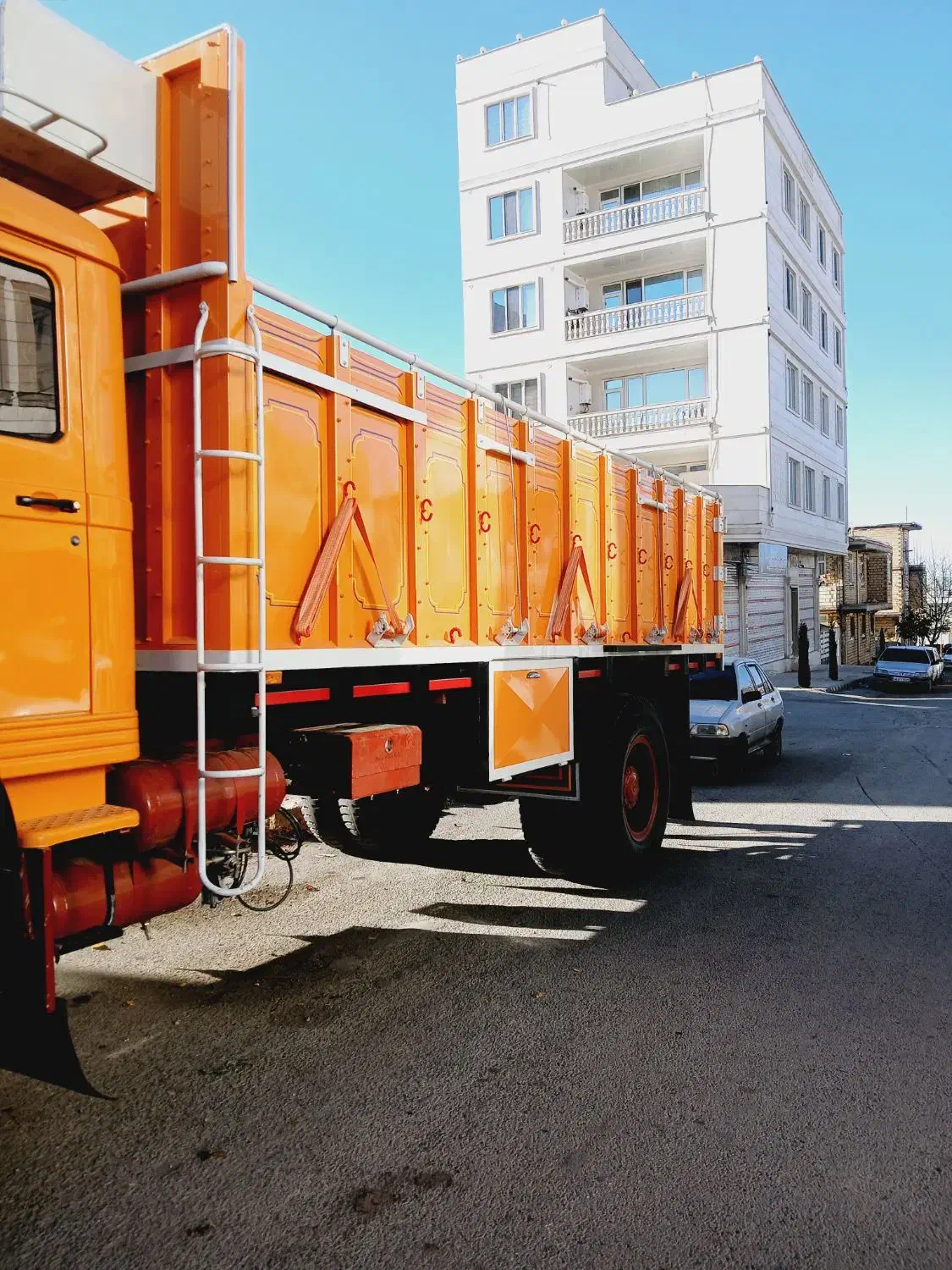 ماشین سنگین بنز1404|خودرو سنگین|سنقر, |دیوار