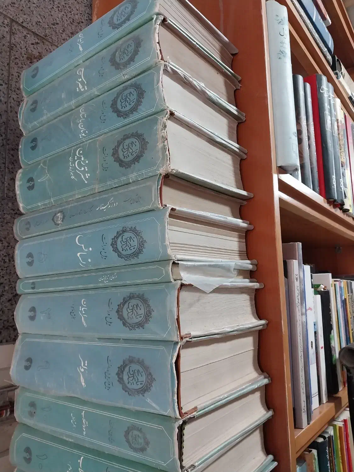 کتاب تاریخ ویل دورانت|کتاب و مجله تاریخی|تهران, فلسطین (میدان انقلاب)|دیوار