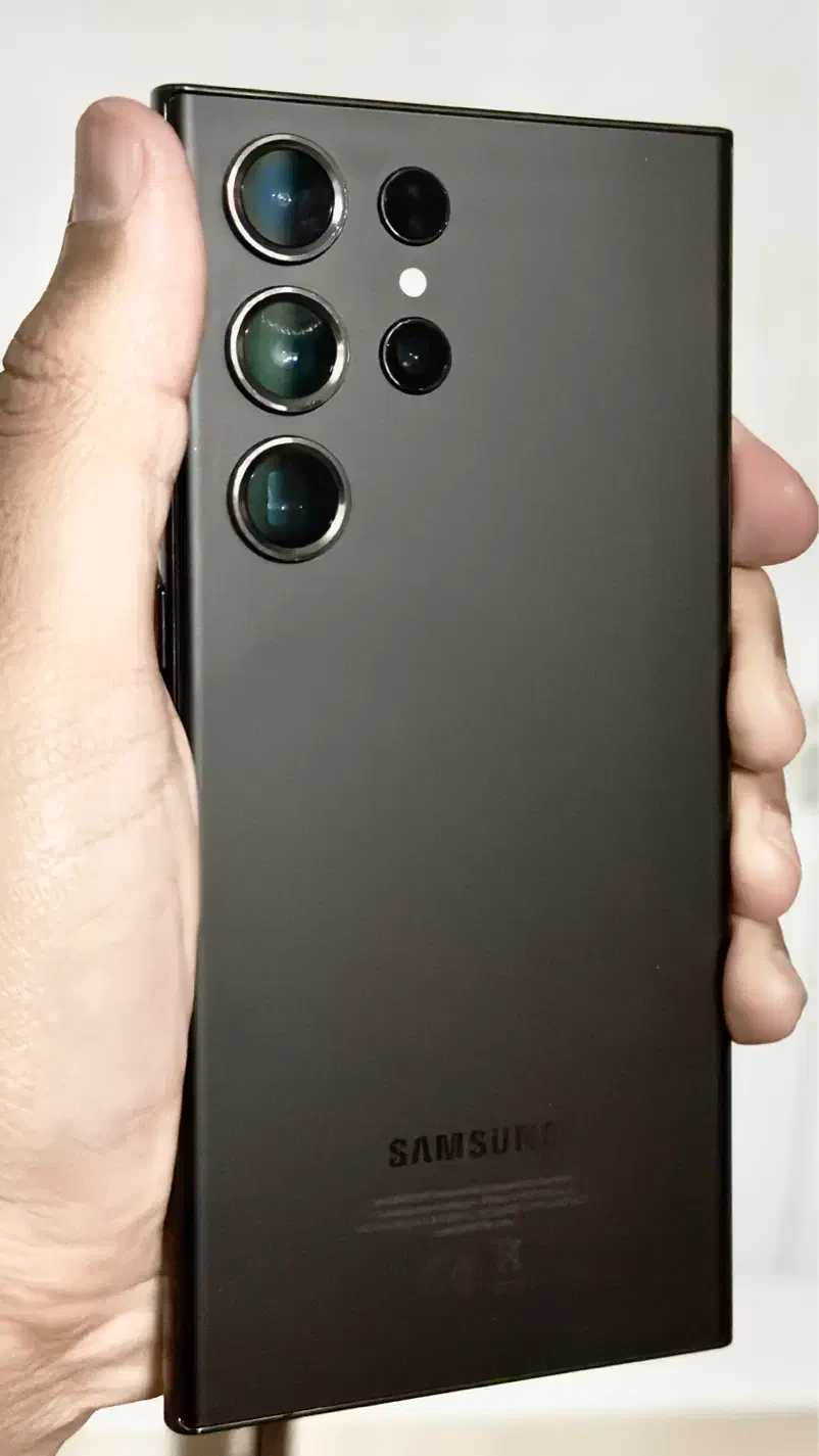 S23 ultra512 مشابه نو خیلی کم کار بدون حتی یه نقطه|موبایل|سیرجان, |دیوار
