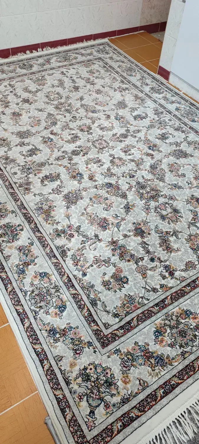 فرش ۷۰۰شانه در حد صفر|فرش|بانه, |دیوار