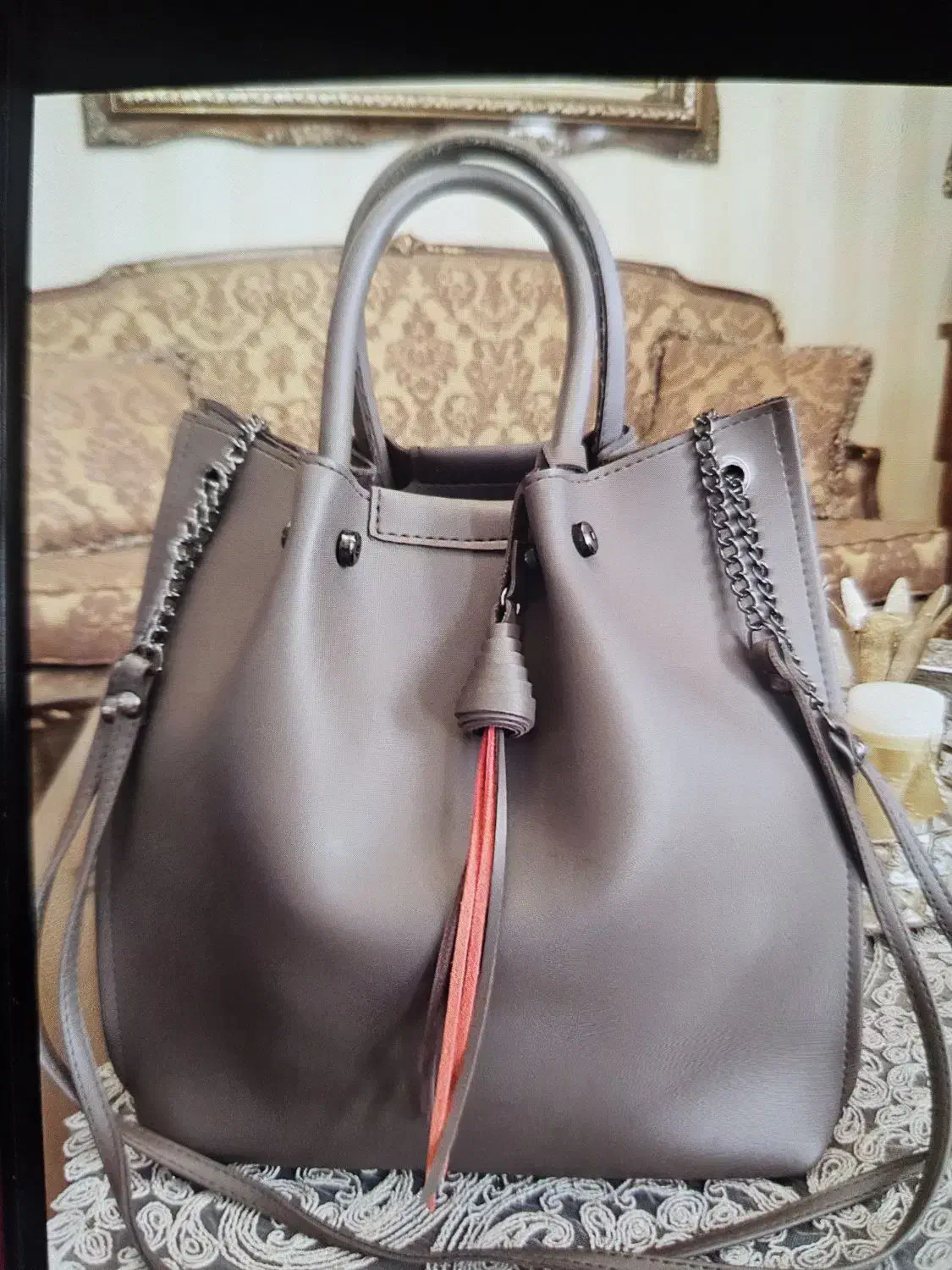 کیف دستی شیک و کاملا سالم|کیف، کفش، کمربند|تهران, فرمانیه|دیوار