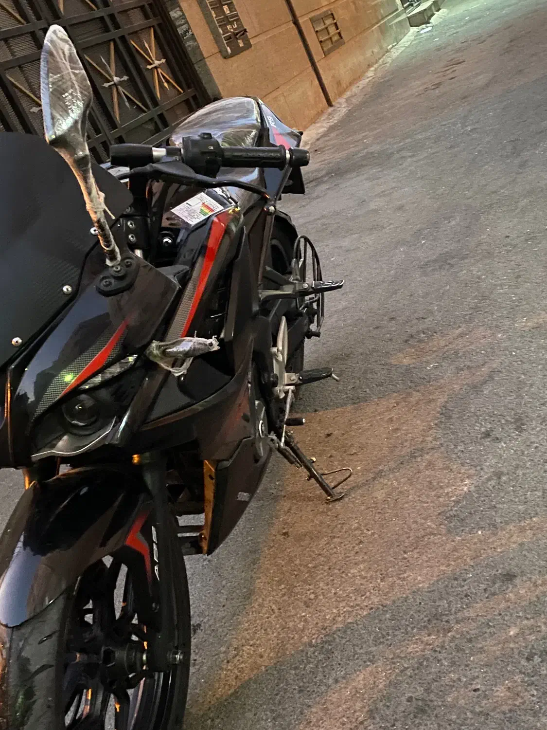 اراس ۲۰۰|موتورسیکلت|تهران, راه آهن|دیوار