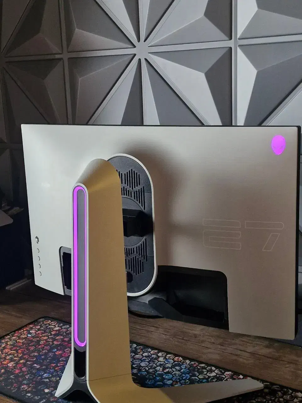 مانیتور گیمینگ Alienware/240Hz/ips/27/بهترین 240hz|قطعات و لوازم جانبی رایانه|تهران, شهرک صدرا|دیوار