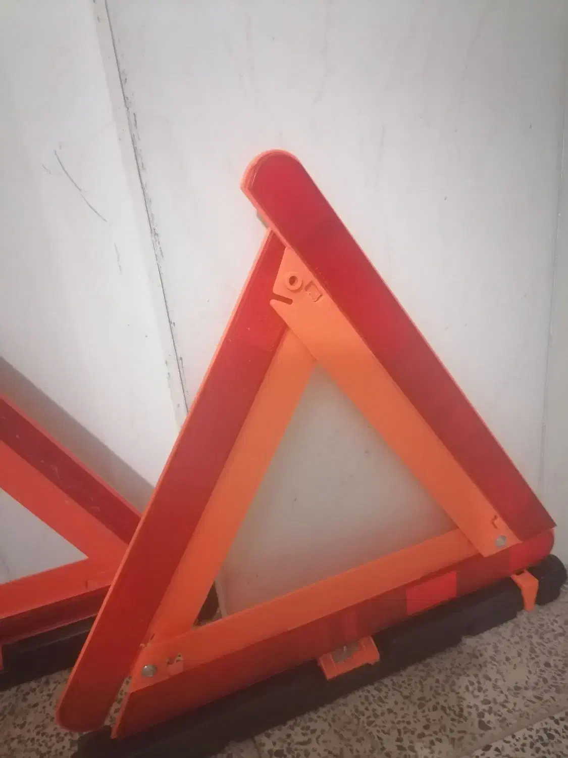 علامت هشدار دهنده خطر درجاده|قطعات یدکی و لوازم جانبی|نیشابور, شهرک اندیشه|دیوار