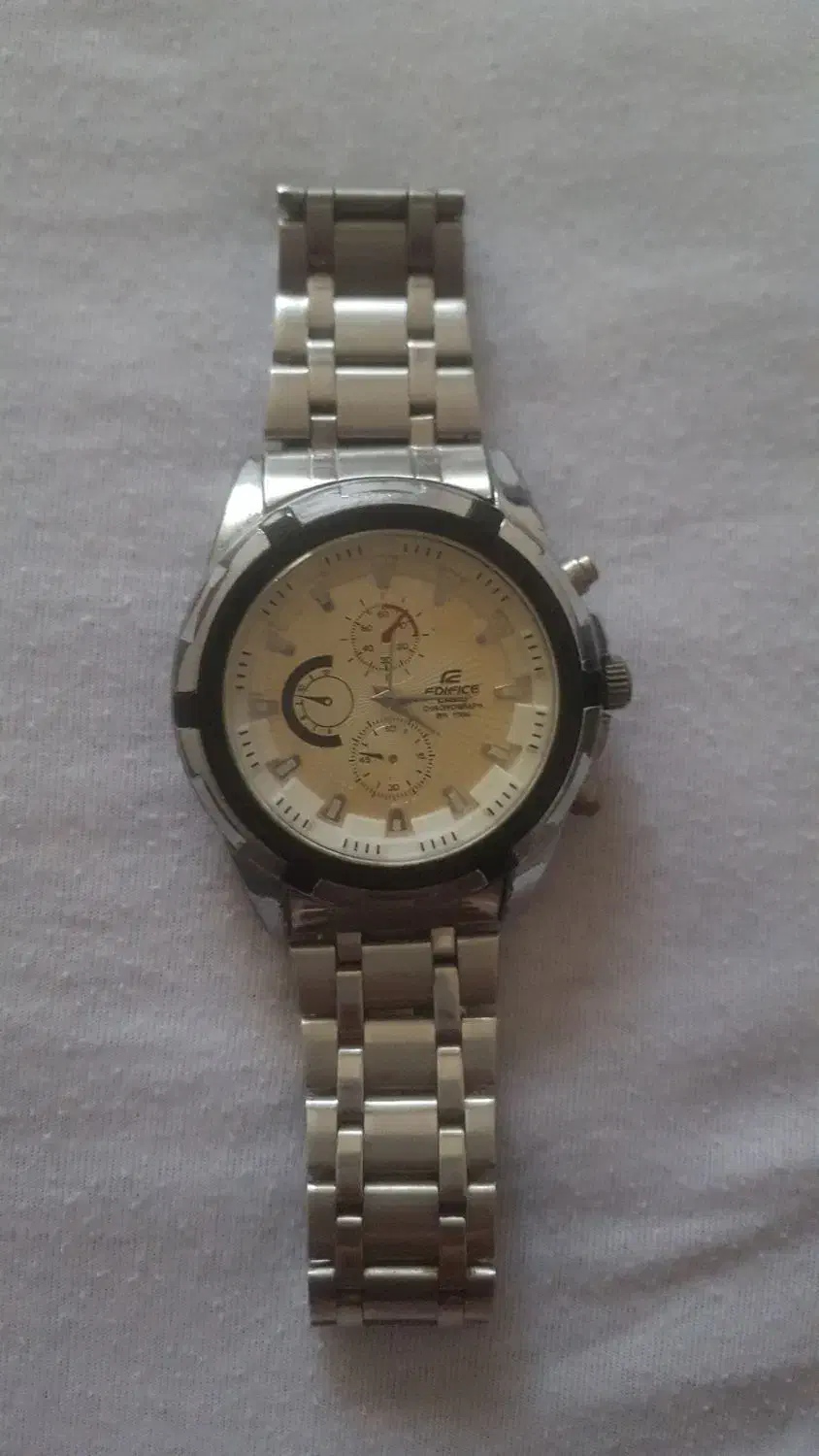 ساعت ادیفیس ژاپن|ساعت|گنبد کاووس, |دیوار