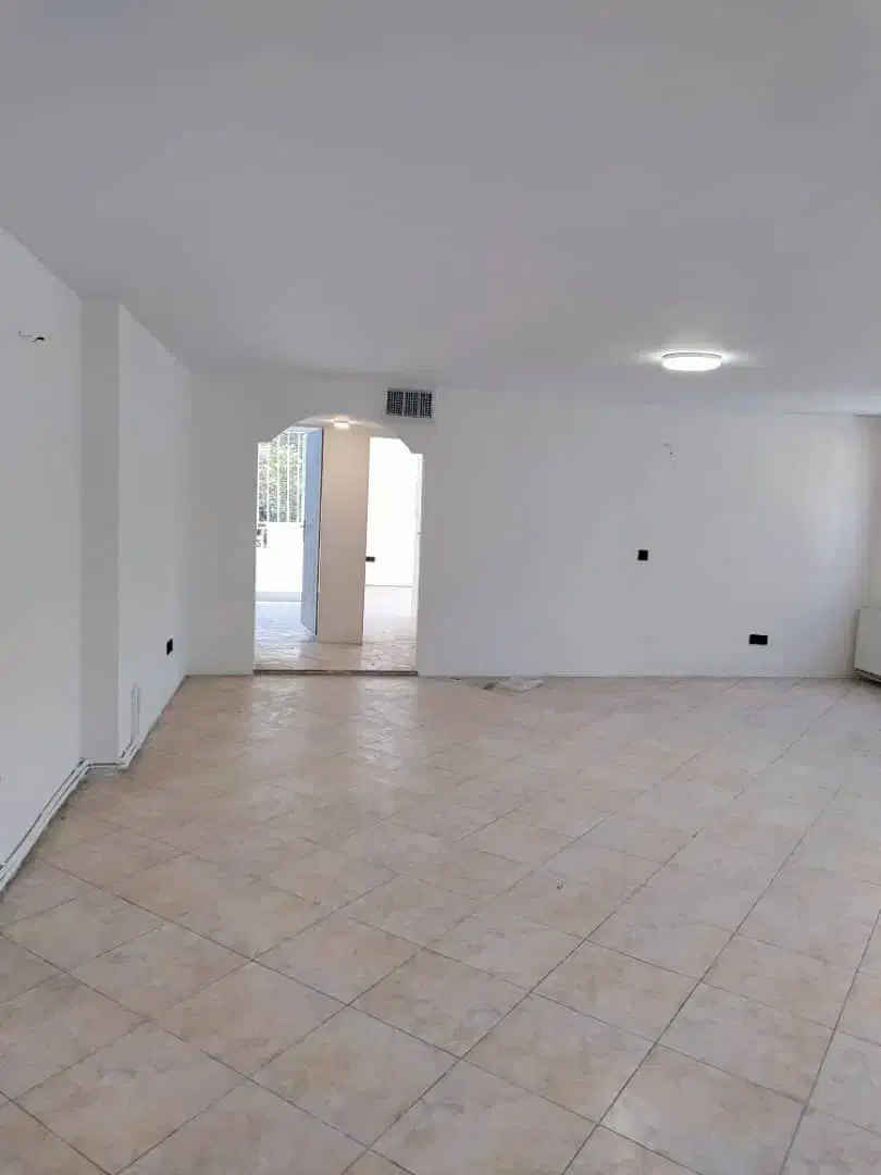 ۱۴۰ متر/ ۳ پارکینگ / موقعیت اداری / مسکونی / مخبری