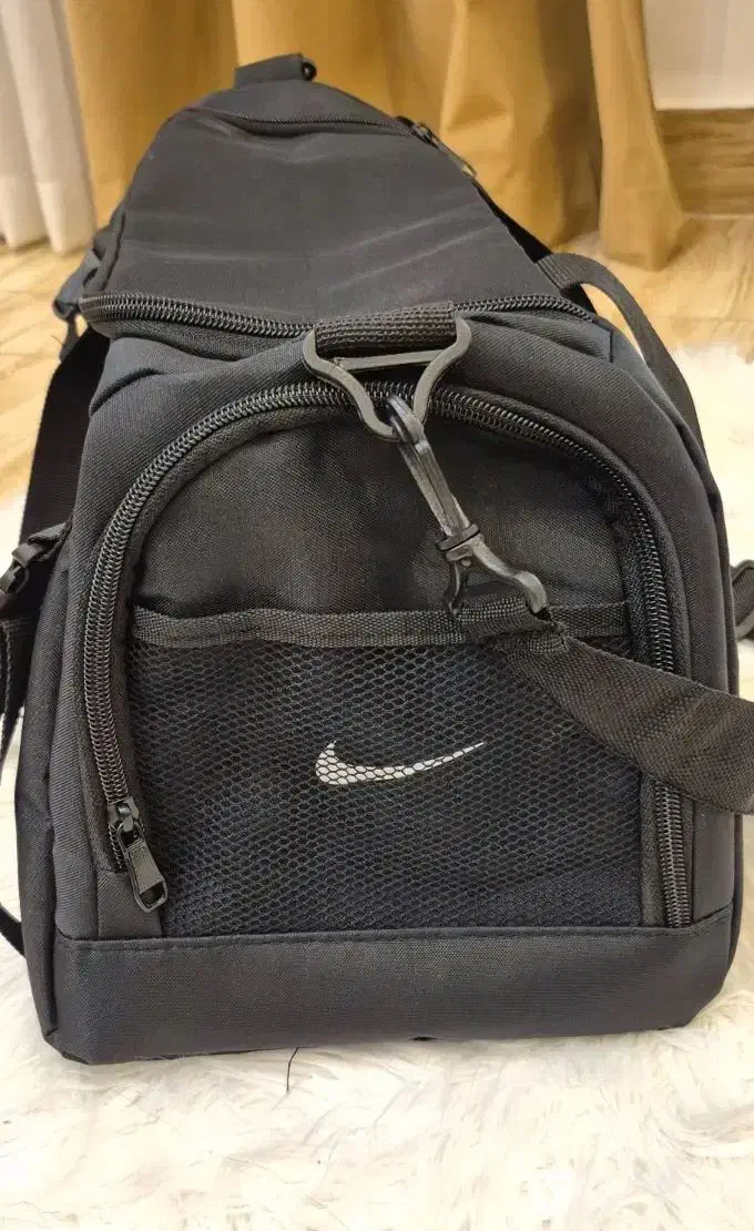 کیف ورزشی|کیف، کفش، کمربند|الوند, |دیوار