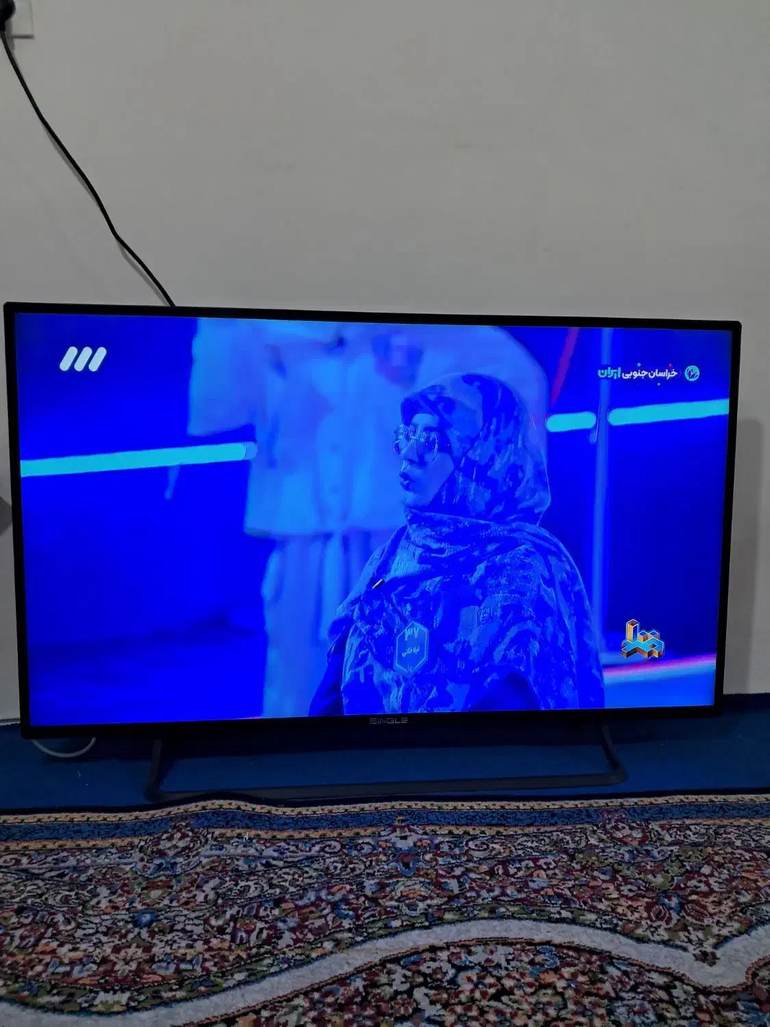 تلویزیون ۴۹ اینچ بسیار تمیز|تلویزیون و پروژکتور|کرمان, |دیوار