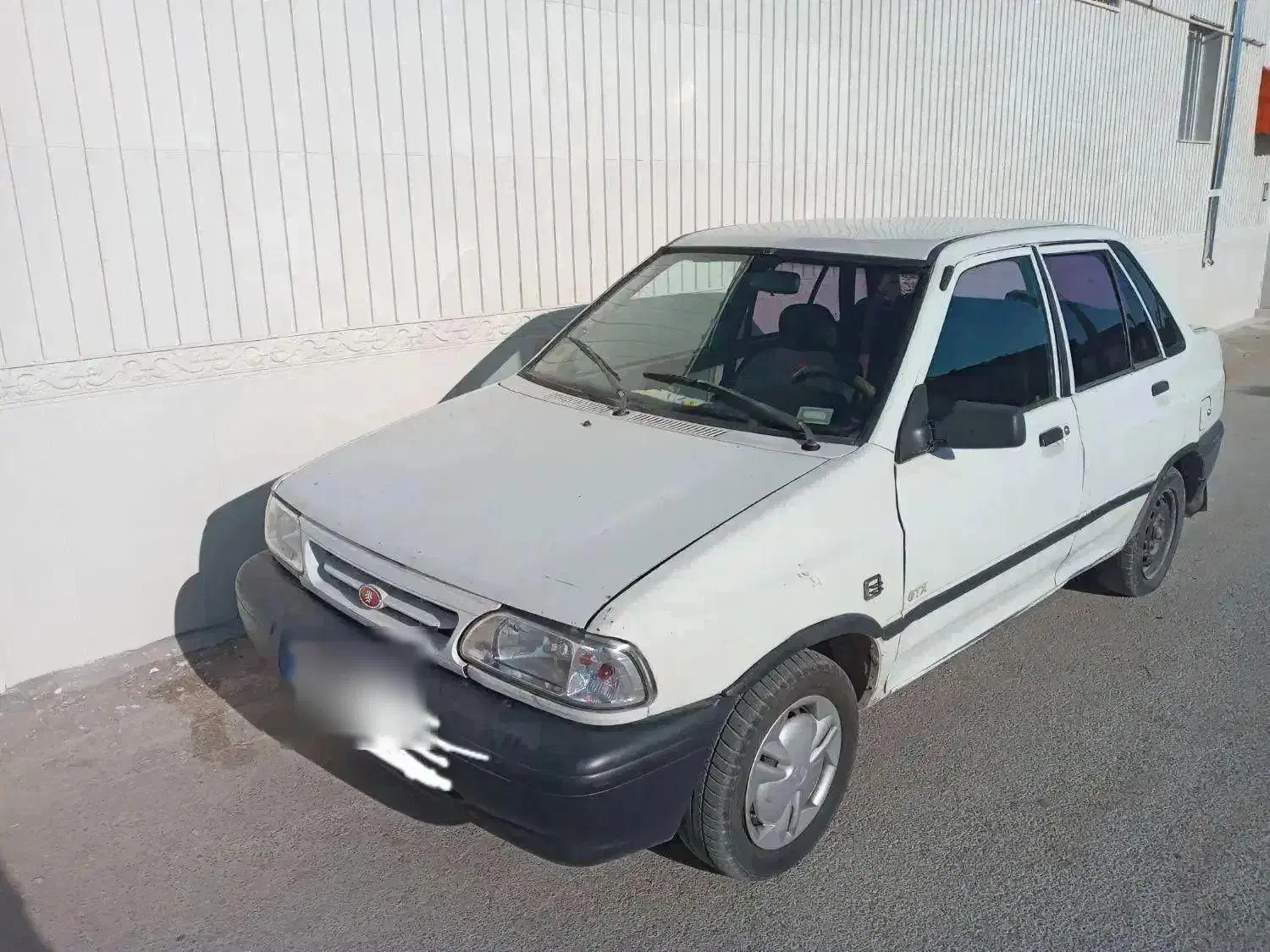 پراید ۸۱خانگی،دو لکه رنگ .شاسی سالم|خودرو سواری و وانت|بروجن, |دیوار