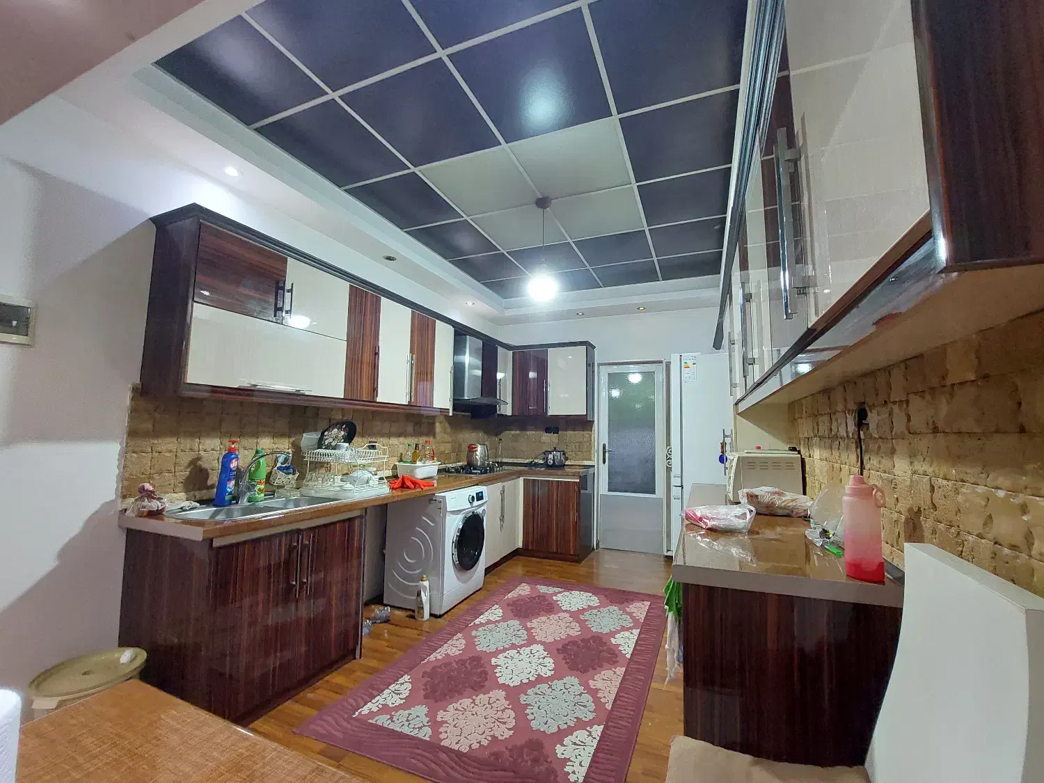 فروش ویلای ۳۰۰ متری بازسازی شده محدوده بلوار نجفی|فروش خانه و ویلا|بندر انزلی, معلم|دیوار