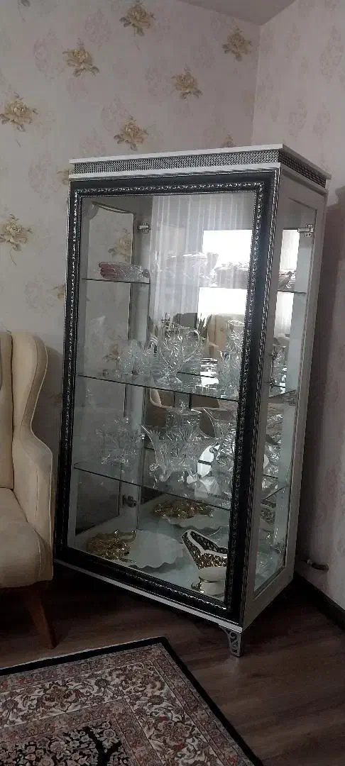 بوفه چوبی|بوفه، ویترین، کنسول|سلماس, |دیوار