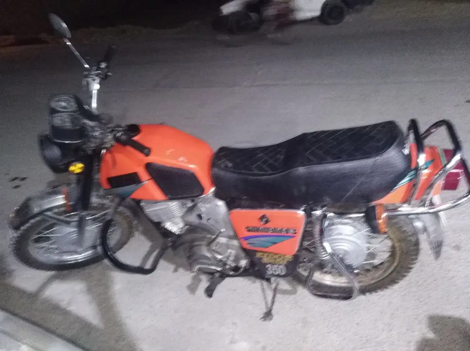 موتور ایژ درجه یک|موتورسیکلت|خمینیشهر, |دیوار