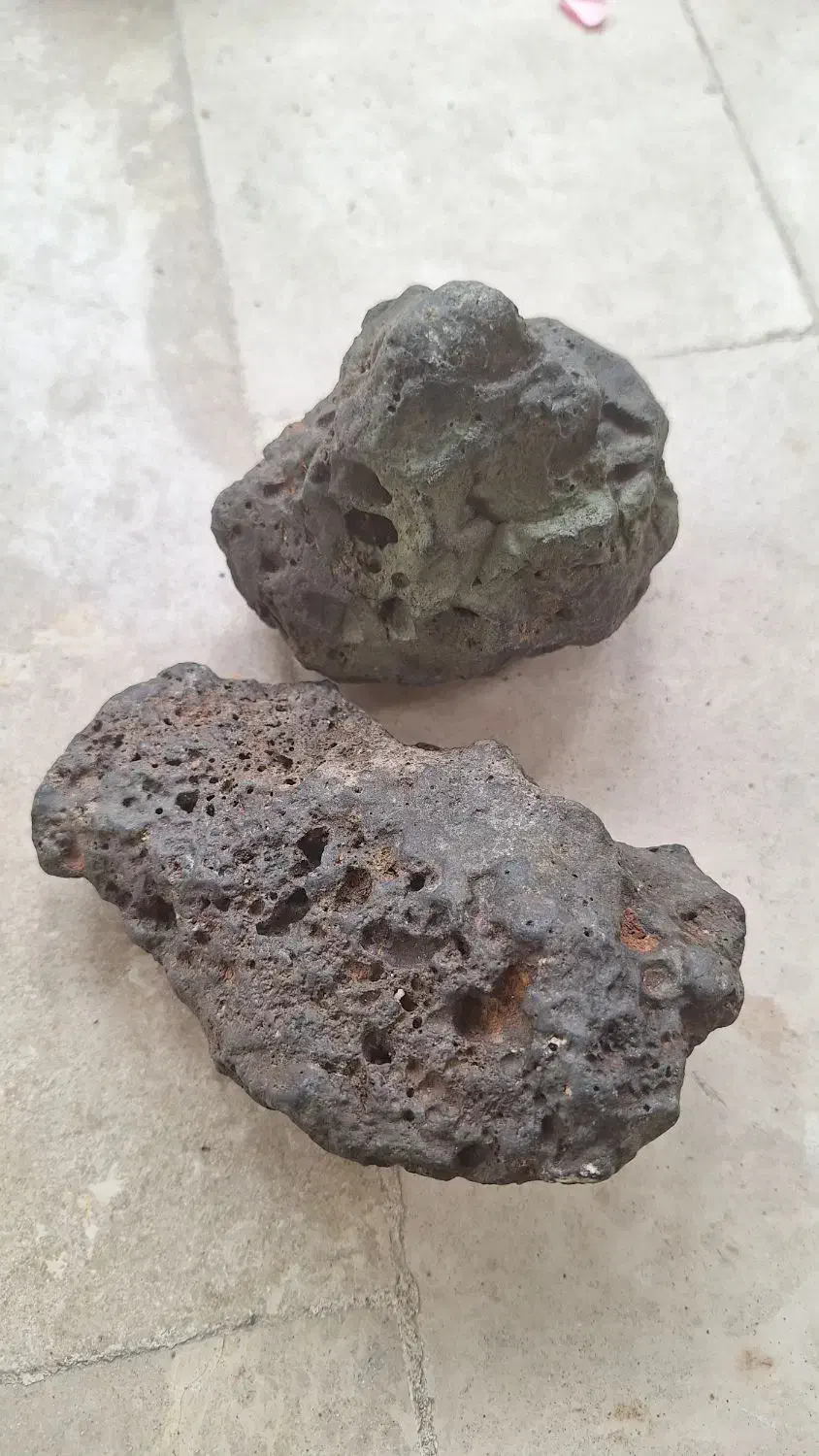 شهاب سنگ|کلکسیون اشیاء عتیقه|رشت, دباغیان|دیوار