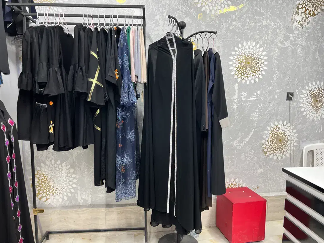 مزون پهره با تمامی اجناس واگذار میشود|لباس|ایرانشهر, |دیوار