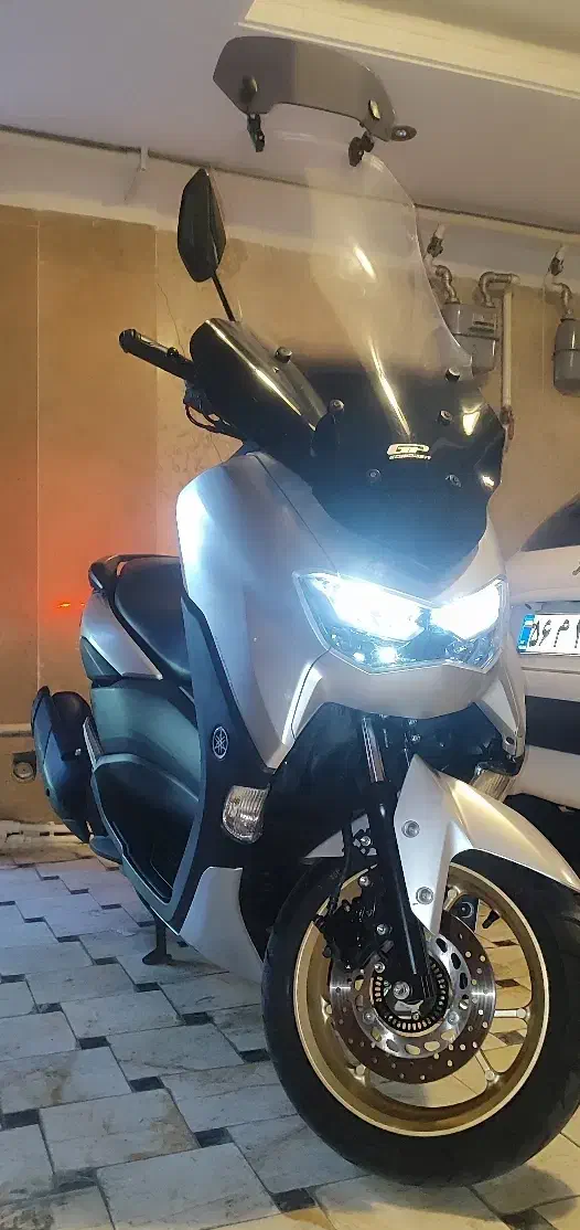 n maxمدل۱۴۰۳فول|موتورسیکلت|تهران, خواجه نظام الملک|دیوار