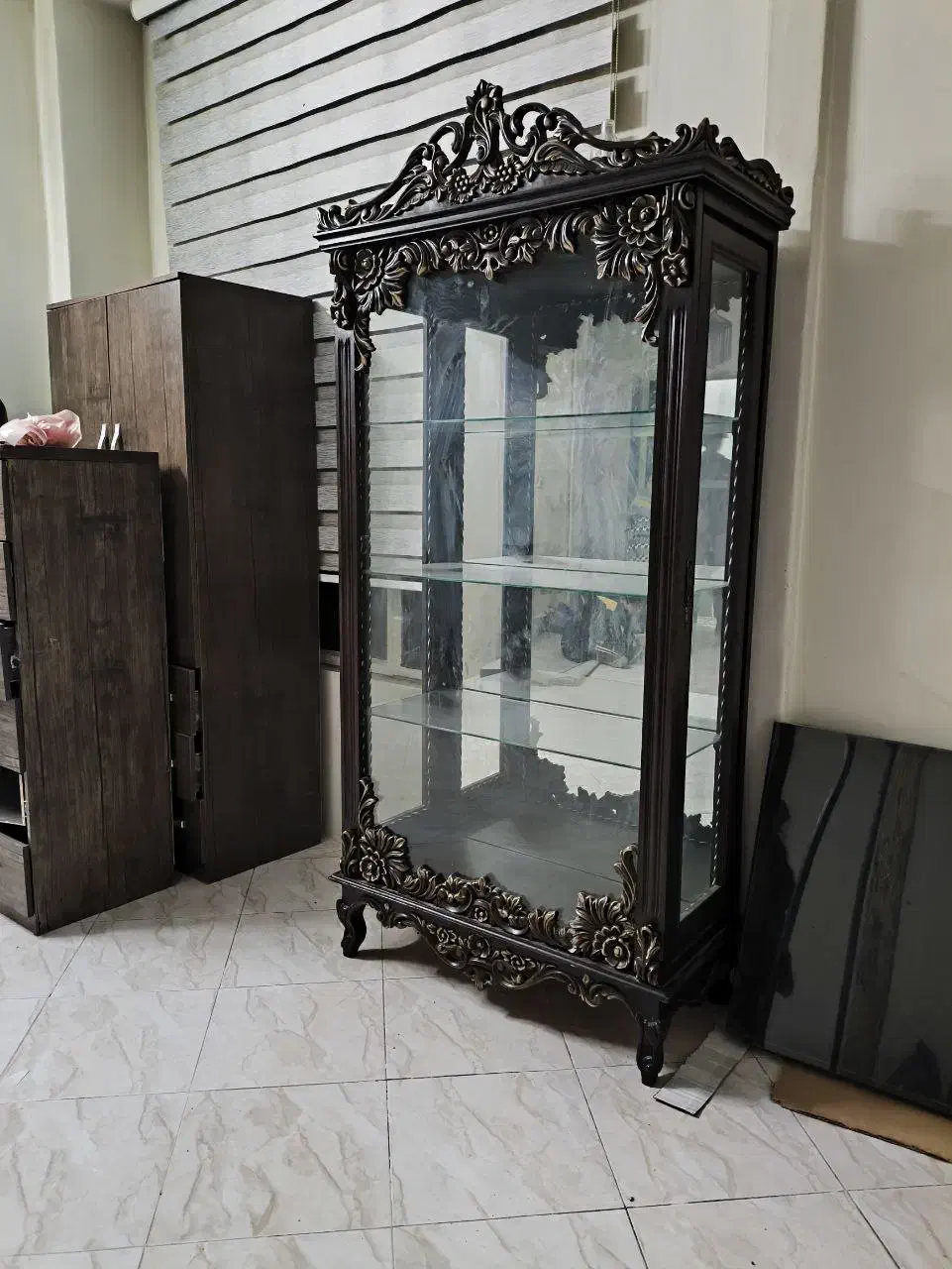 بوفه .چوبش راش.بیایی ازنزدیک ببینی عاشقش میشی|بوفه، ویترین، کنسول|تهران, مینای شمالی (مخبر)|دیوار