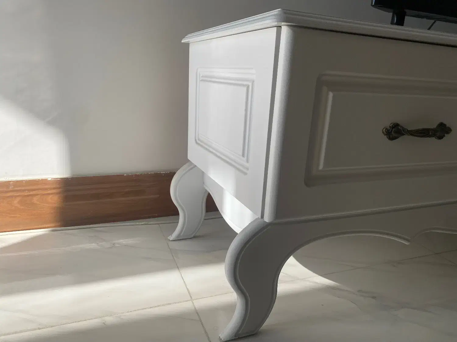 فروشی|میز و صندلی غذاخوری|مینودشت, |دیوار