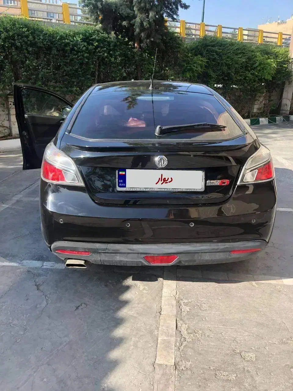 ام جی ۶ مشکی مدل ۲۰۱۲ جی تی لیفت بک|خودرو سواری و وانت|تهران, مرزداران|دیوار